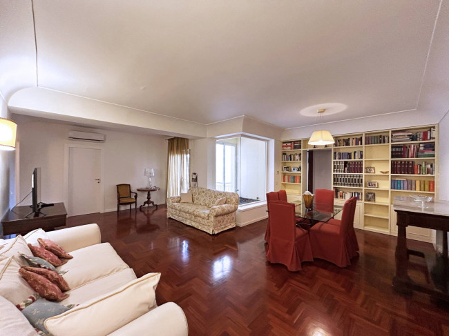 Appartamento in vendita