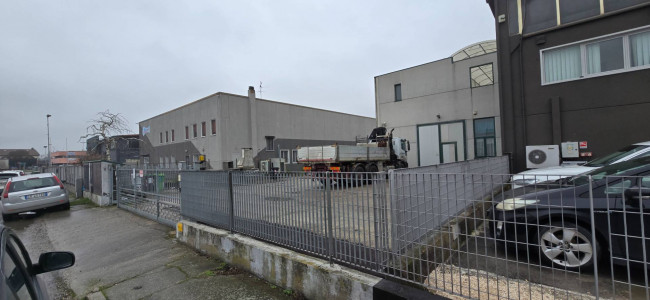 Capannone Industriale in Vendita