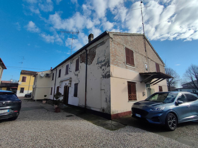 Casa Semindipendente in Vendita