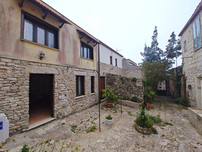 Appartamento in vendita