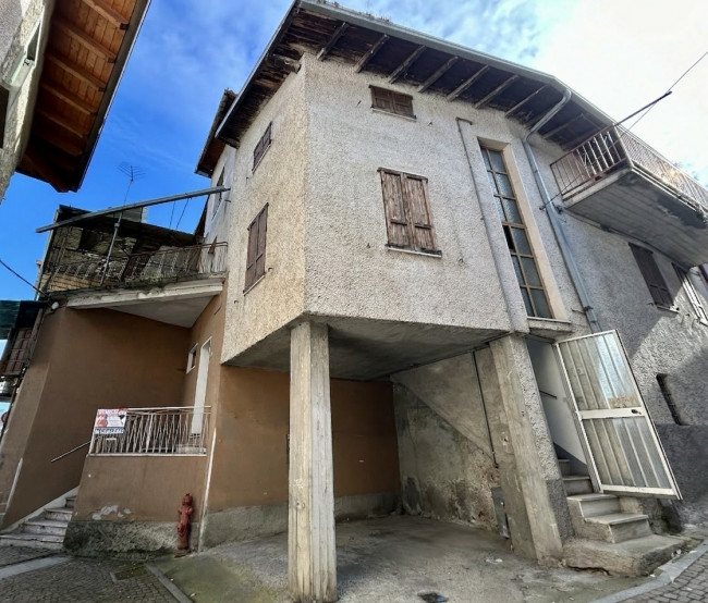 Casa Indipendente in vendita