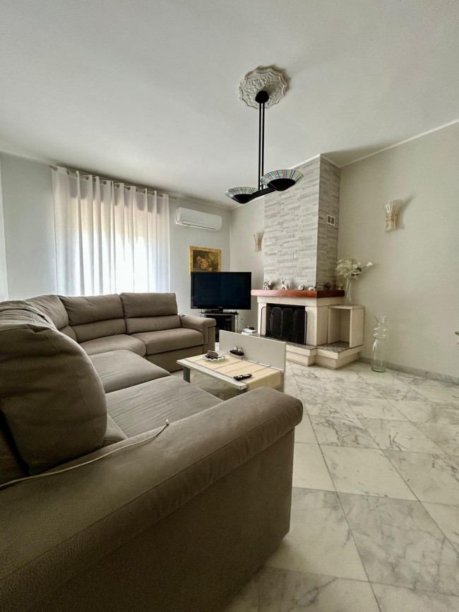 Casa Semindipendente in vendita