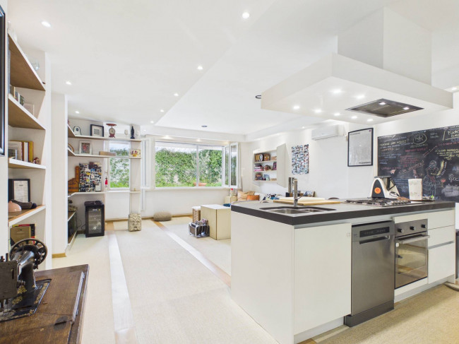 Appartamento in Vendita