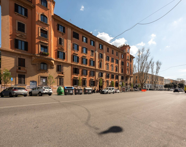 Appartamento in vendita