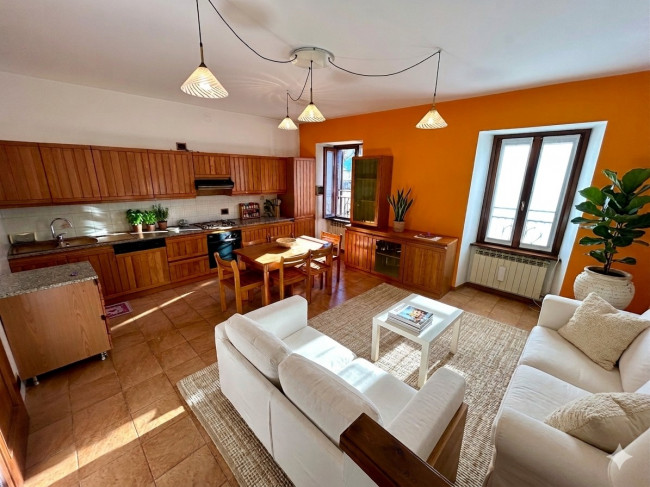 Casa Indipendente in vendita