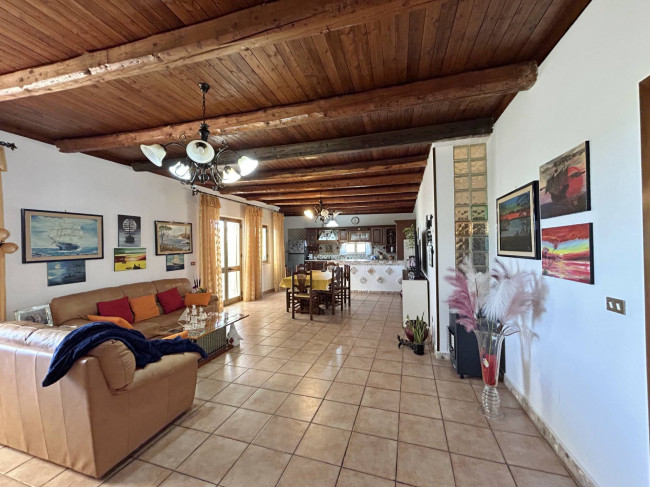 Casa Indipendente in vendita