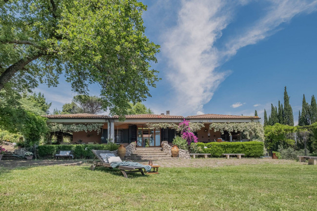 Cascina/Casale in Vendita