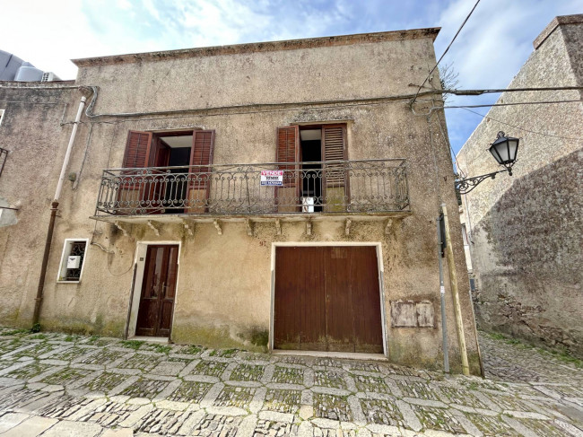 Casa Indipendente in vendita