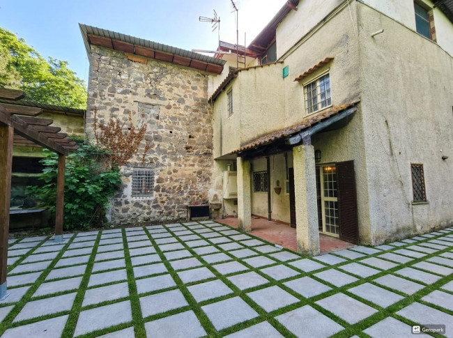 Cascina/Casale in Vendita