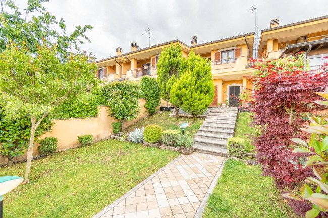 Villa a schiera in Vendita