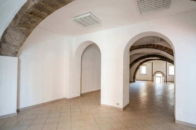 Negozio in Vendita