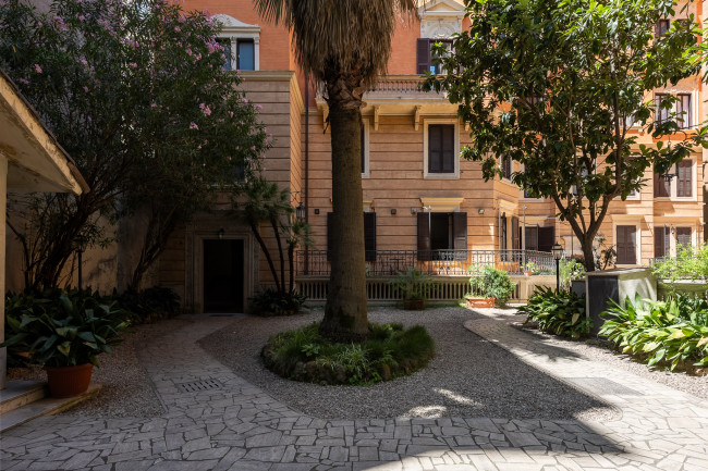Appartamento in vendita