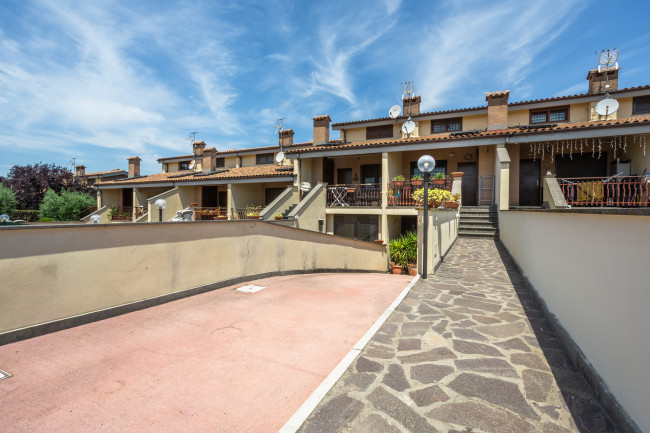 Villa a schiera in Vendita