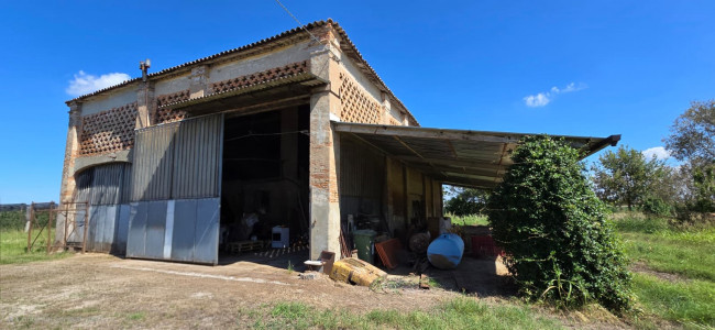 Rustico in Vendita