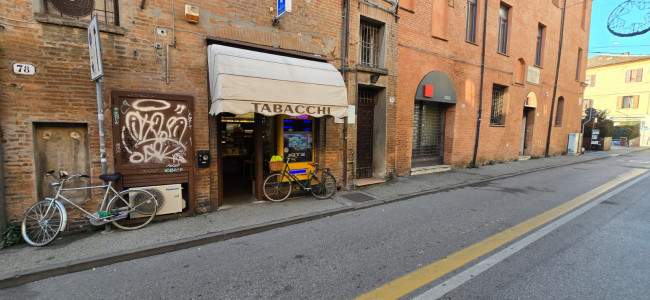Attività  Commerciale in Vendita