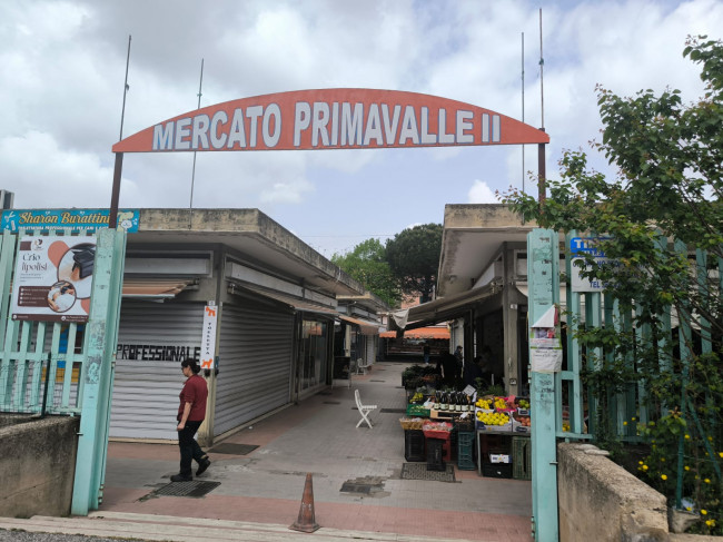 Attività  Commerciale in Vendita