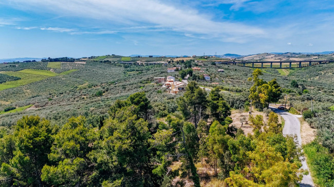 Terreno in Vendita