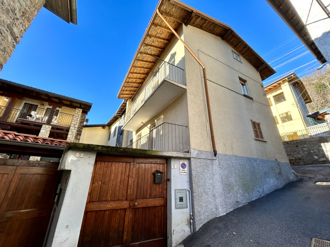 Casa Indipendente in vendita