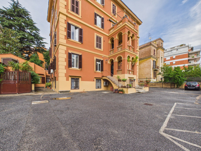 Appartamento in Vendita
