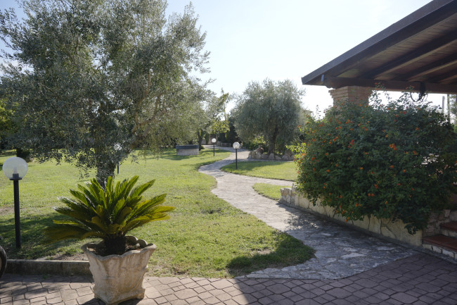 Casa Indipendente in vendita