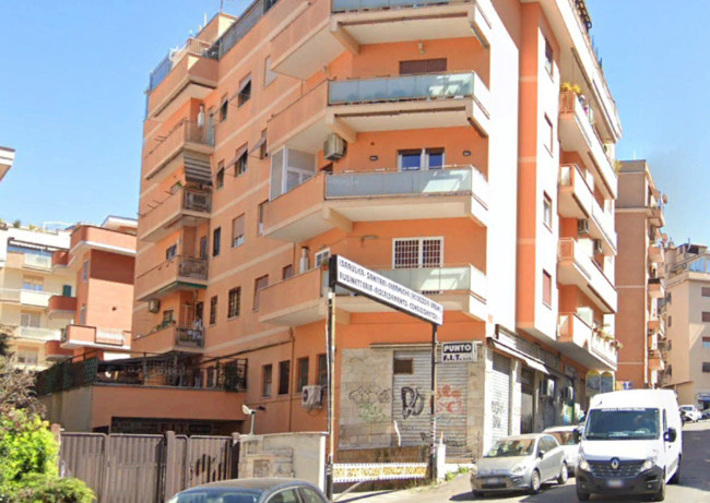 Commerciale Altro in Affitto
