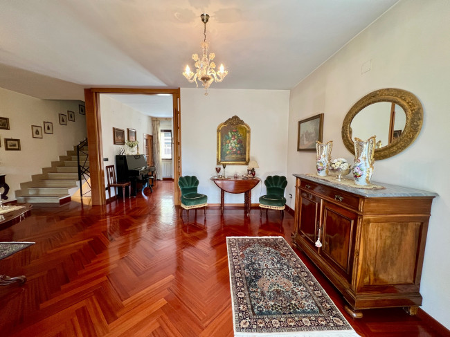 Villa a schiera in Vendita