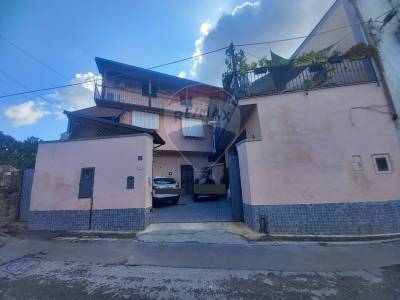 Casa Indipendente in Vendita